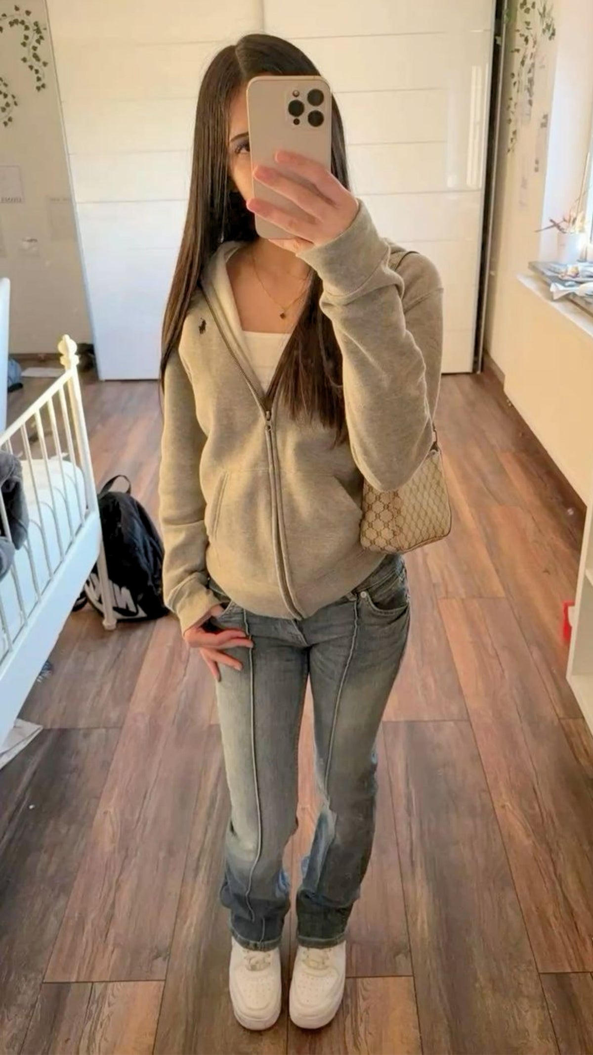 Zerrissene Straight Leg-Jeans