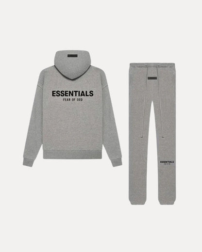 ESSENTIALS - TRAININGSANZUG
