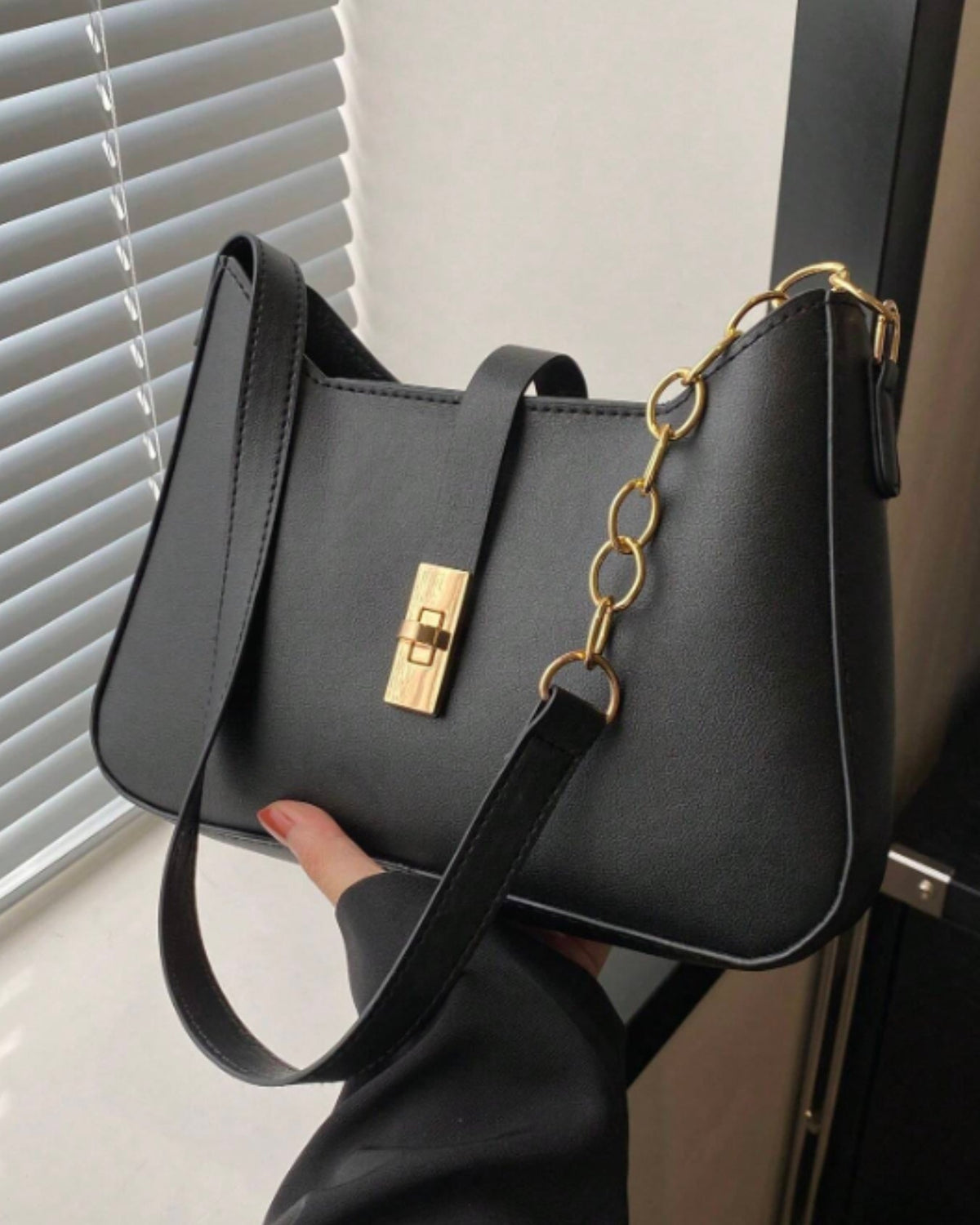 Classic Lock Bag