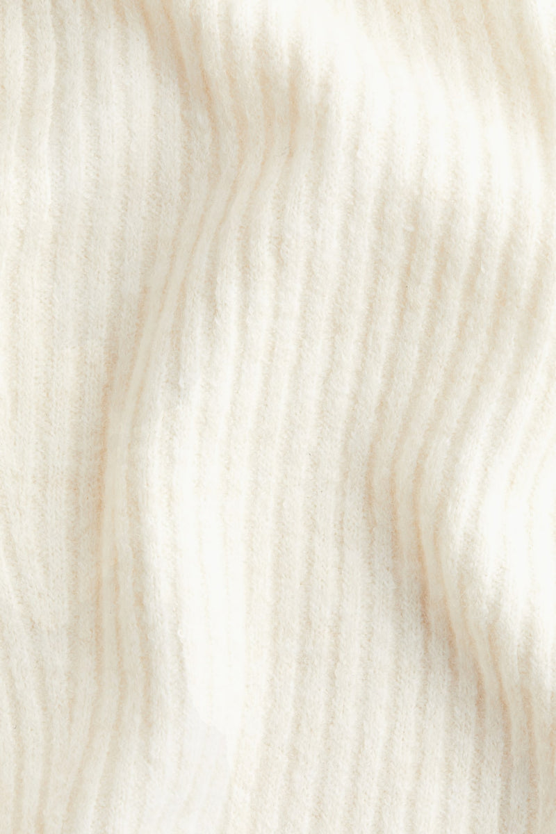Schulterfreier Pullover