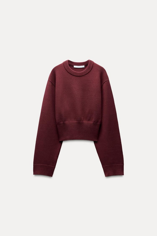 Kurzer Strickpullover mit weiten Ärmeln