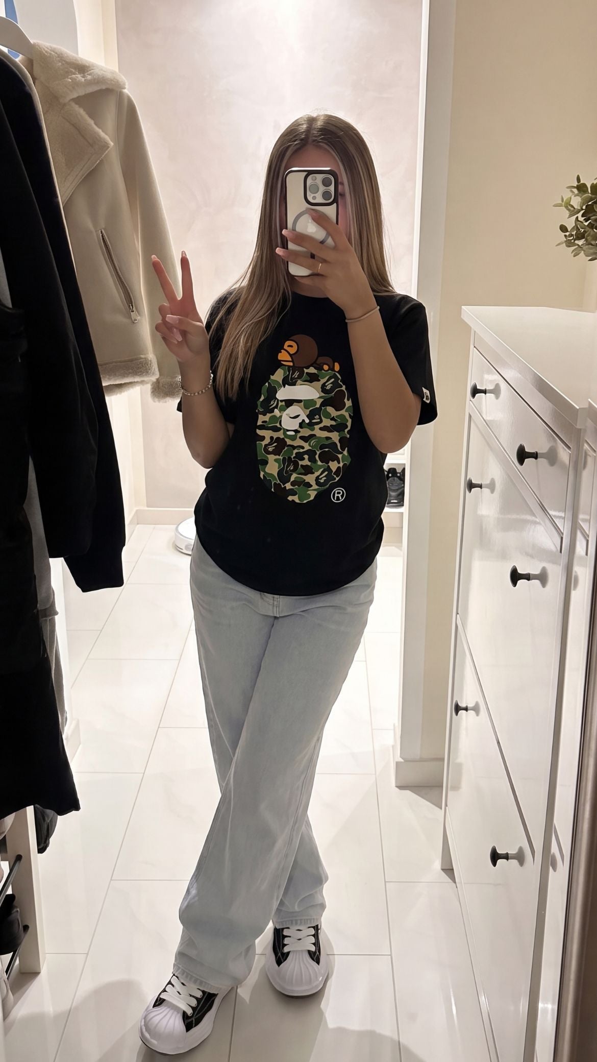 SLEEPY APE TEE