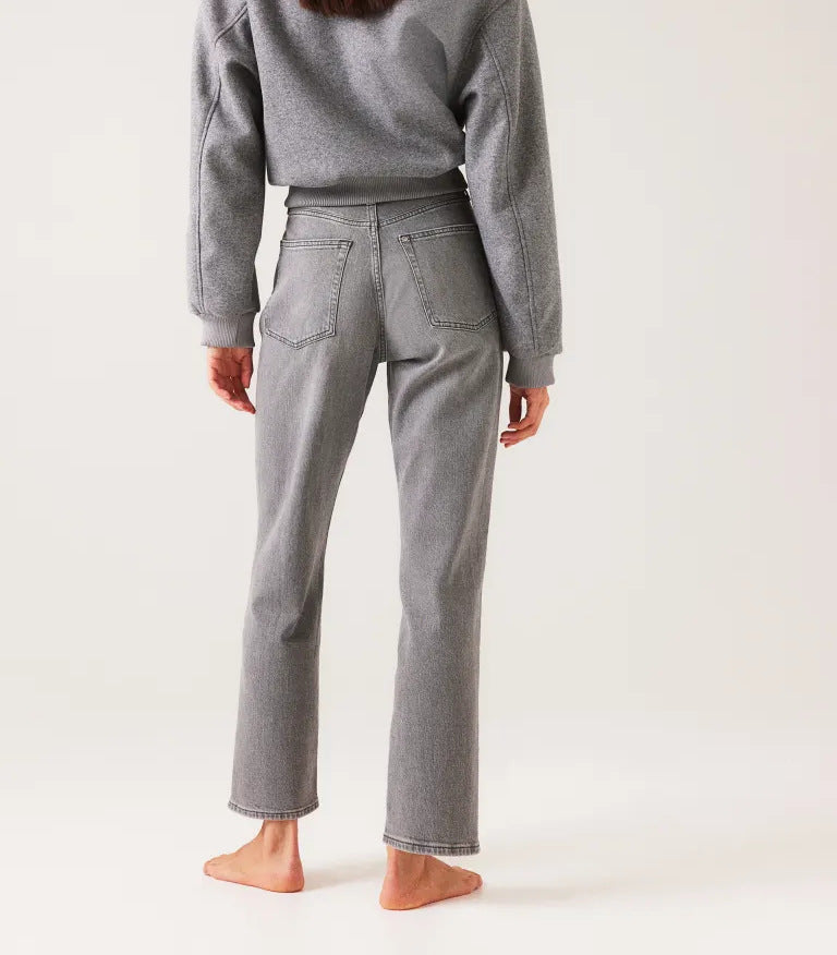 Graue Jeans